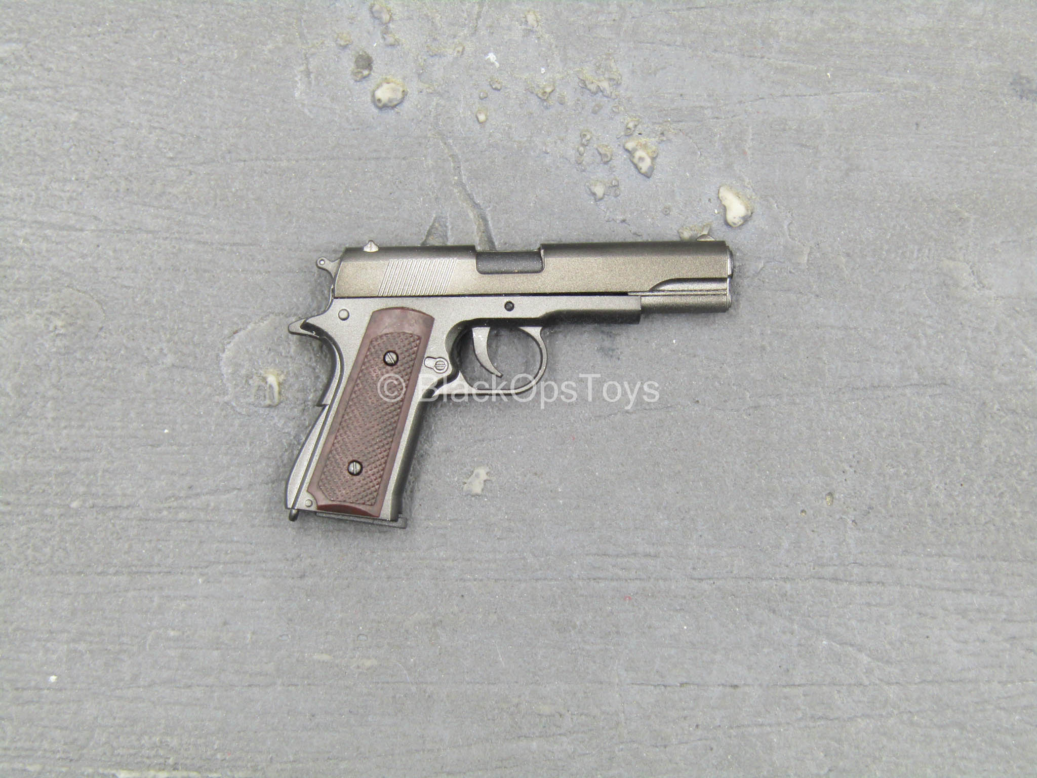 Resident Evil 2 Leon Kennedy M19 Pistol Blackopstoys 