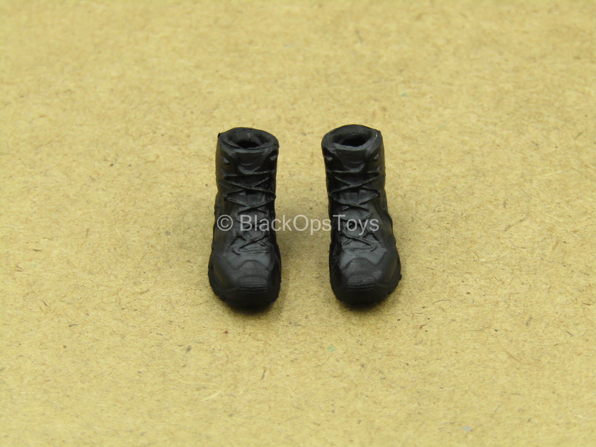 1/12 - Villa - Black Female Combat Boots (Peg Type) – BlackOpsToys