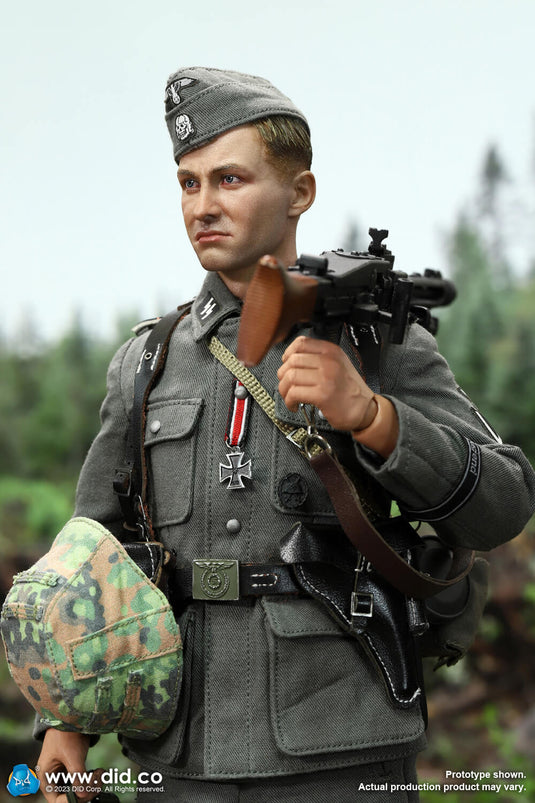 WWII - German 12th SS Panzer Division MG42 Gunner Otto - MINT IN BOX