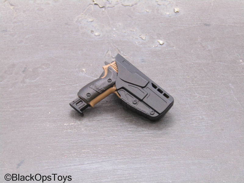 Load image into Gallery viewer, PMC - FDE P226 Pistol w/Holster
