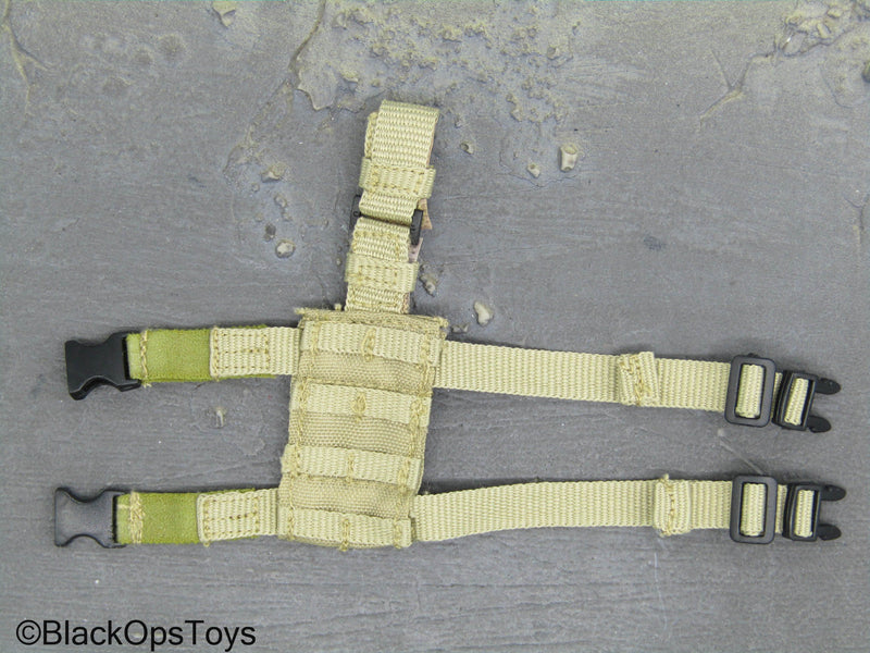 Load image into Gallery viewer, Toy Soldier - Tan Small MOLLE Drop Leg Panel
