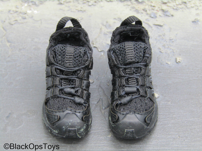 Load image into Gallery viewer, CBRN Assault Team - Black Combat Shoes (Peg Type)
