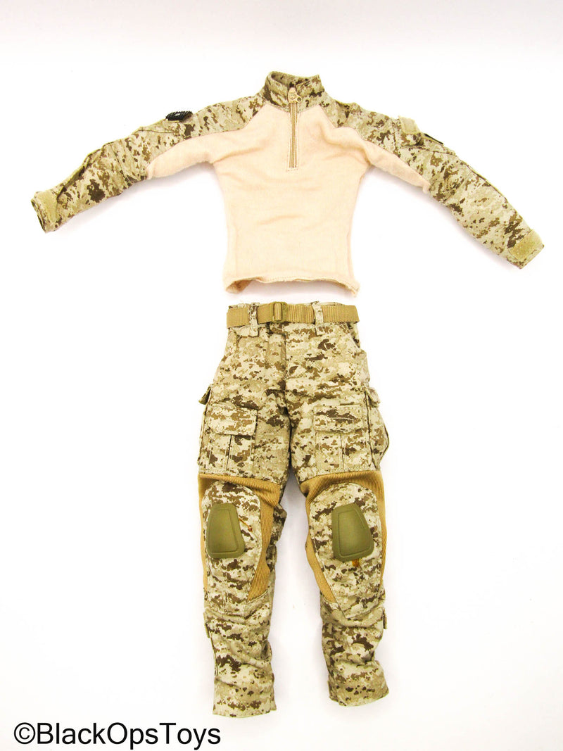 Load image into Gallery viewer, AOR1 Camo Combat Uniform Set
