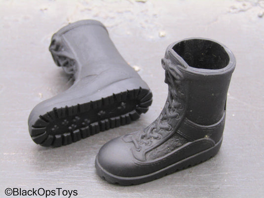 Black Combat Boots (Foot Type)