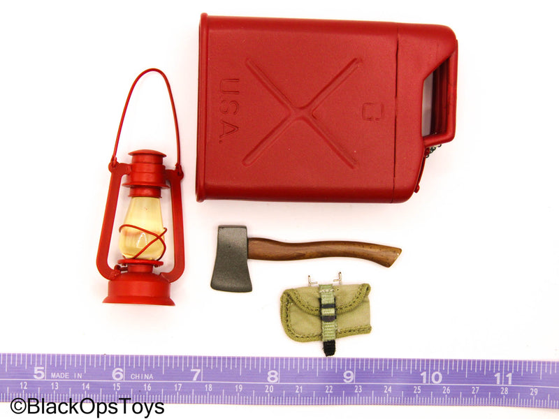 Load image into Gallery viewer, RC Outdoor Gear - Red Gas Tank w/Lantern &amp; Hatchet Axe Set
