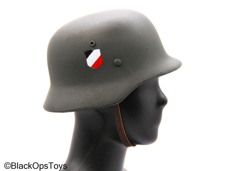 Load image into Gallery viewer, WWII - Gebirgspionier - Metal Helmet
