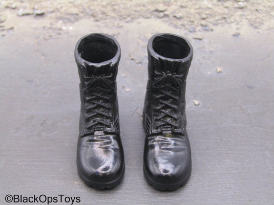 Black Combat Boots (Foot Type)