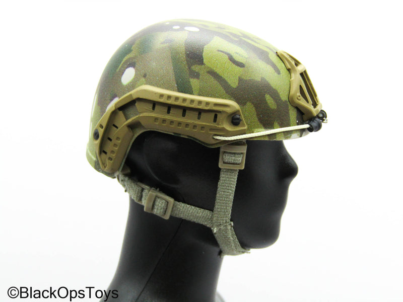 Load image into Gallery viewer, French Commandement - Multicam Camo Helmet
