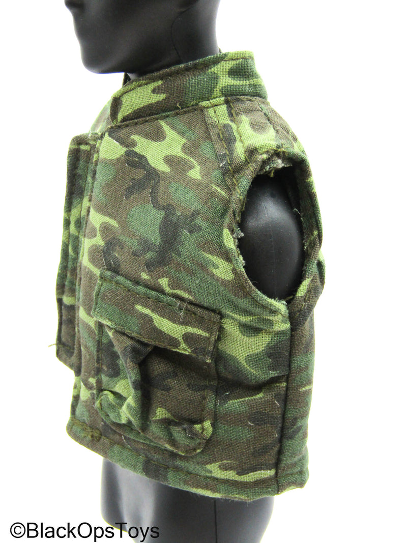 Load image into Gallery viewer, Vietnam - Woodland Camo Combat Vest
