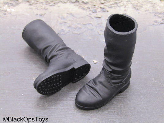 Black Female Boots (Peg Type)