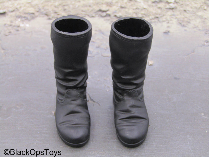 Load image into Gallery viewer, Black Female Boots (Peg Type)
