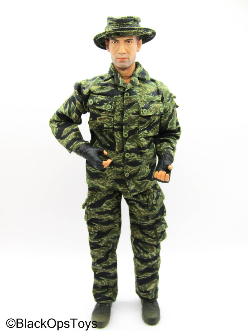 Load image into Gallery viewer, Vietnam - Male Body w/Tiger Stripe Uniform Set &amp; Boots
