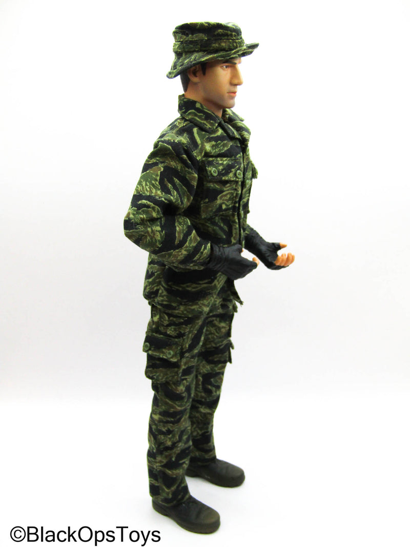 Load image into Gallery viewer, Vietnam - Male Body w/Tiger Stripe Uniform Set &amp; Boots
