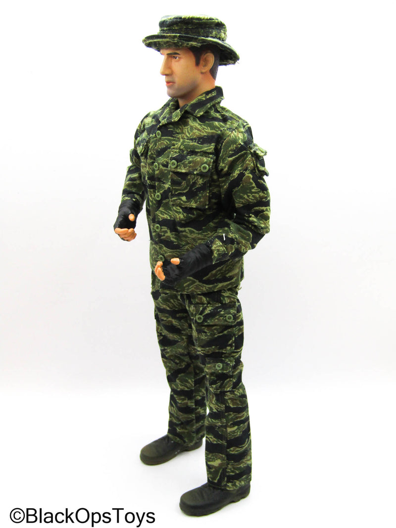 Load image into Gallery viewer, Vietnam - Male Body w/Tiger Stripe Uniform Set &amp; Boots
