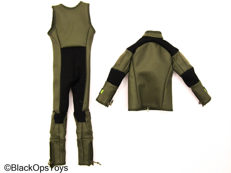 Load image into Gallery viewer, 50th Anniv HK SDU - Green 2-Part Wet Suit
