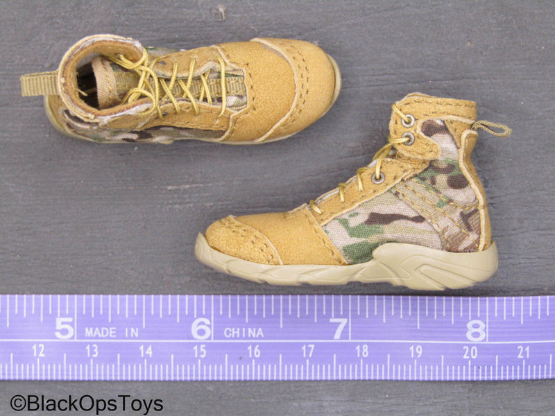 Load image into Gallery viewer, 50th Anniv HK SDU - Tan &amp; Multicam Combat Boots (Foot Type)
