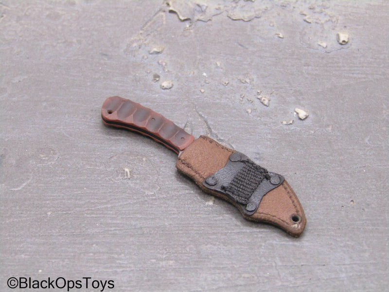 Load image into Gallery viewer, BLADE - Knife w/Brown Leather Like Sheath
