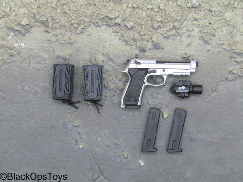 PMC Weapon Set F Ver. C - Silver-Colored M9 Pistol Set