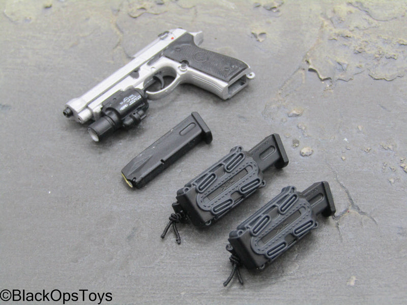 Load image into Gallery viewer, PMC Weapon Set F Ver. C - Silver-Colored M9 Pistol Set
