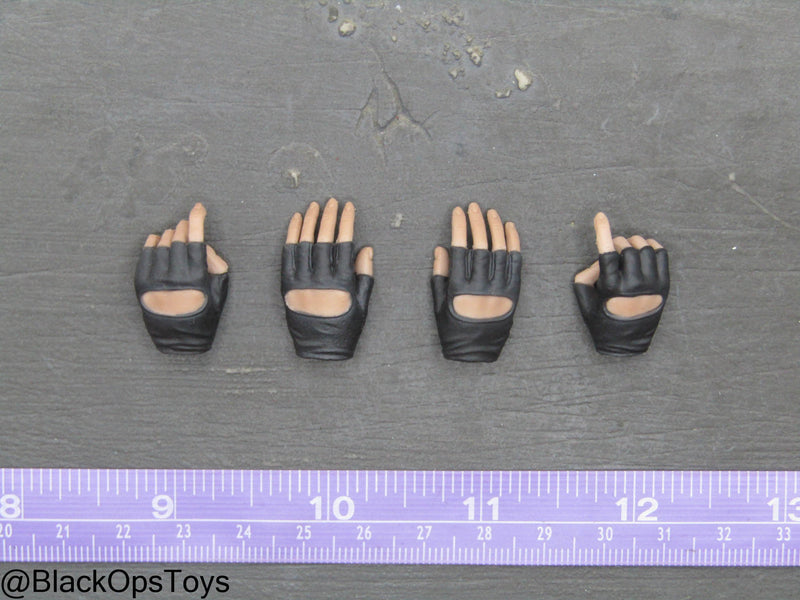 Load image into Gallery viewer, Female Flight Officer - Fingerless Gloved Hand Set (x4)
