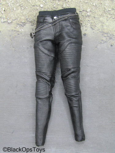 Cyberpunk 2077 V Female - Black Leather Like Female Pants