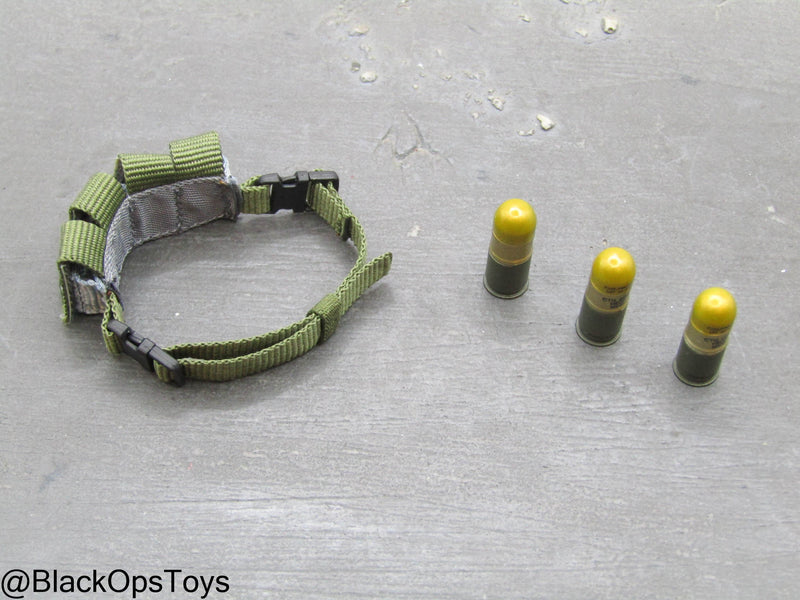 Load image into Gallery viewer, The Division 2 - Heather Ward - 40mm Grenades w/Bandolier
