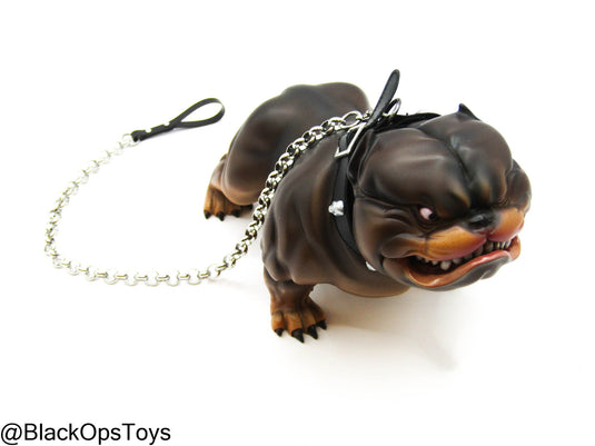 Poker Kingdom - Nell - Brown Bulldog w/Collar & Metal Chain