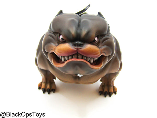 Poker Kingdom - Nell - Brown Bulldog w/Collar & Metal Chain