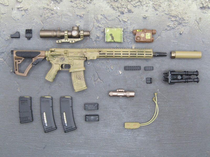 Load image into Gallery viewer, 10th SFG Reconnaissance - Camo URGI Rifle w/Attachment Set
