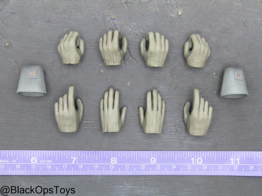 Female Jedi Knight - Grey Gloved Hand Set (x8)