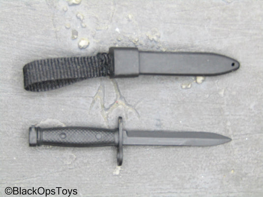 Bayonet w/Sheath