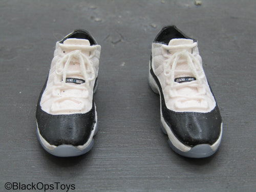 White & Black Concord type 11 Basketball Shoes (Peg Type)