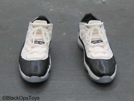 White & Black Concord type 11 Basketball Shoes (Peg Type)