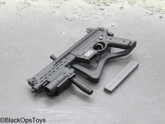 CG-SMG-2 w/Foldout, Foregrip & Removable Magazine