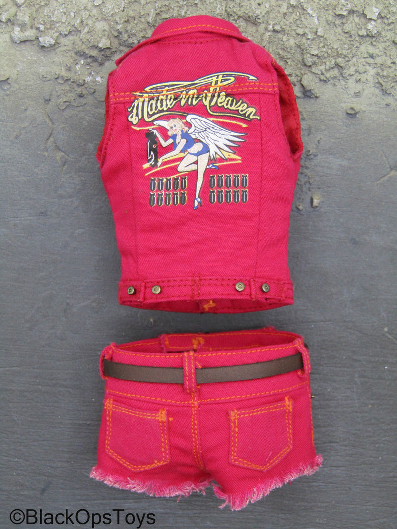 Load image into Gallery viewer, Resident Evil 2 Claire Redfield - Red Female Vest &amp; Short Shorts
