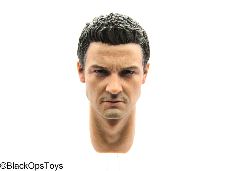 Load image into Gallery viewer, Avengers - Hawkeye - Headsculpt in Jeremy Renner Likeness w/Neck
