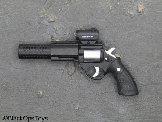 Revolver w/Scope & Holster