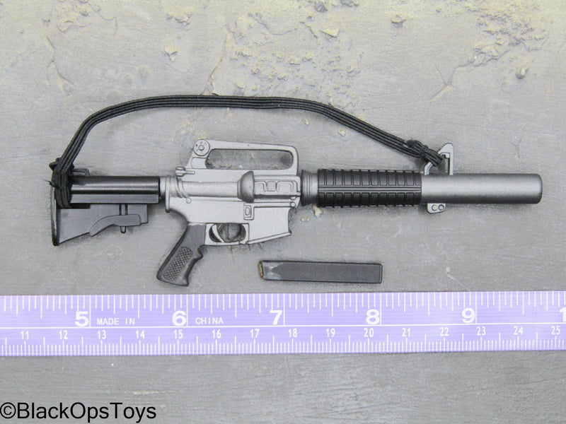 Load image into Gallery viewer, Colt M4 9mm w/Sling &amp; Removable Magazine
