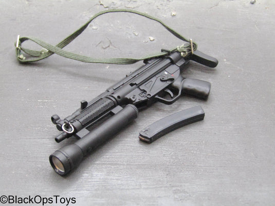 MP5 w/Pull-out Stock, Flashlight Attachment, Sling & Removable Magazine