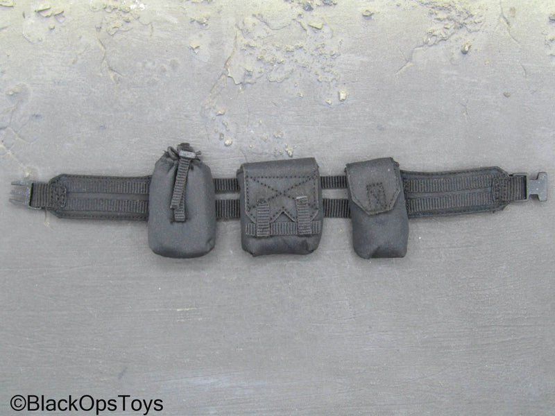 Load image into Gallery viewer, Warriors Of The Future Johnson - Black Utility Belt w/Pouches
