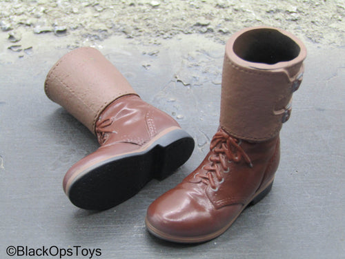 WWII - M-42 Service Shoes w/Gaiters (Foot Type)