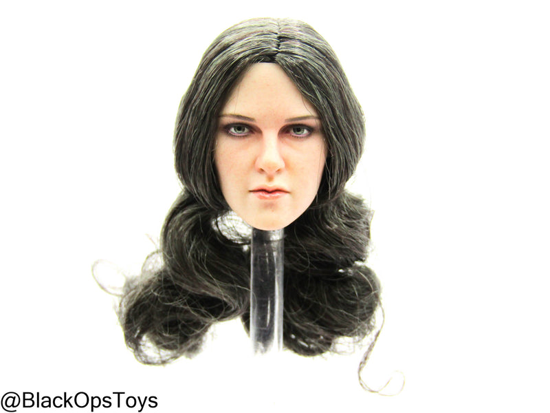 Load image into Gallery viewer, Vietnam Era Female - Female Base Dressed Body w/Head Sculpt
