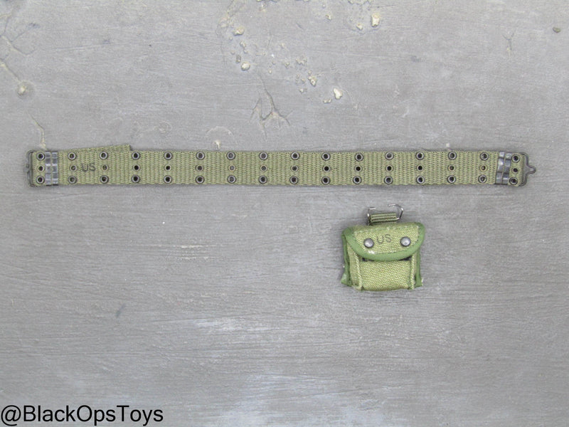 Load image into Gallery viewer, Vietnam Era Female - OD Green Female Rivet Belt w/Pouch
