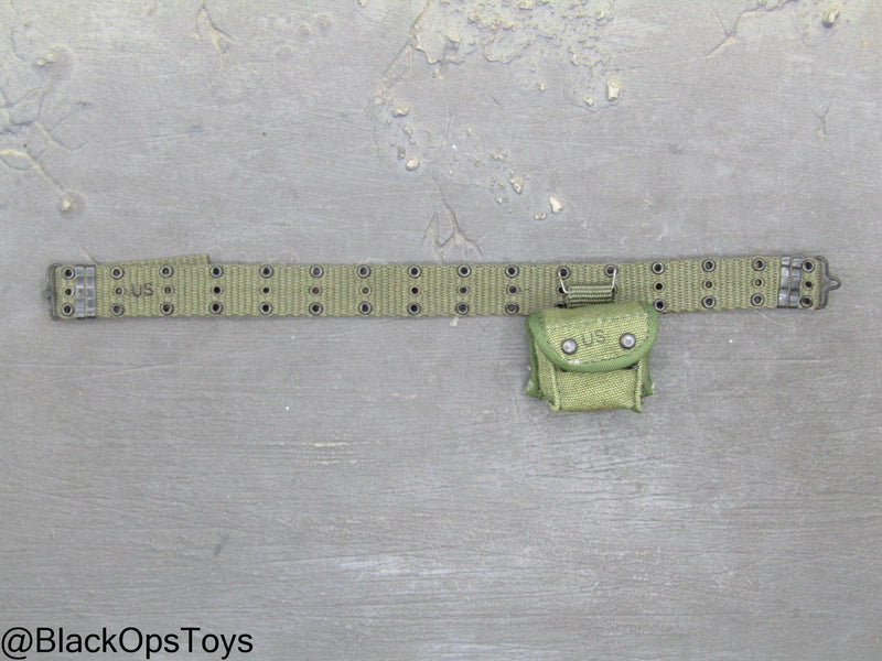 Load image into Gallery viewer, Vietnam Era Female - OD Green Female Rivet Belt w/Pouch
