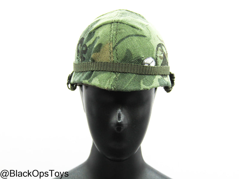 Load image into Gallery viewer, Vietnam Era Female - ERD Leaves Camo Helmet
