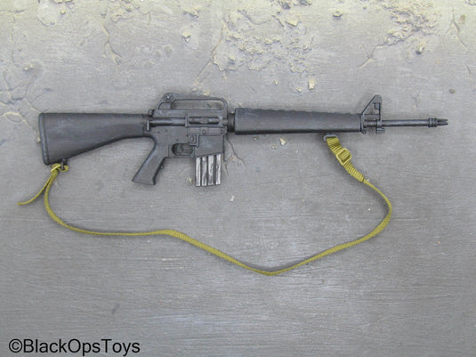 Vietnam Era Male - Black M16 Rifle w/Sling