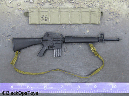 Vietnam Era Male - Black M16 Rifle w/Sling & Bandoleer