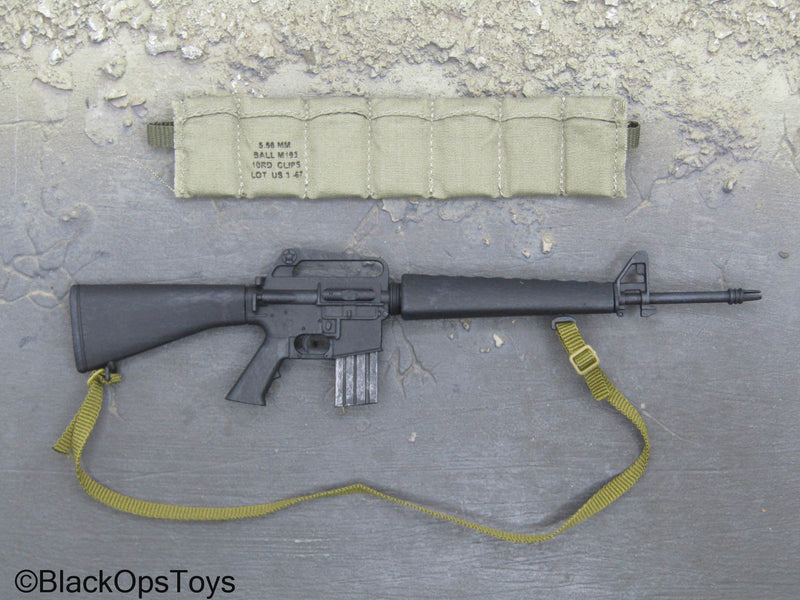 Load image into Gallery viewer, Vietnam Era Male - Black M16 Rifle w/Sling &amp; Bandoleer
