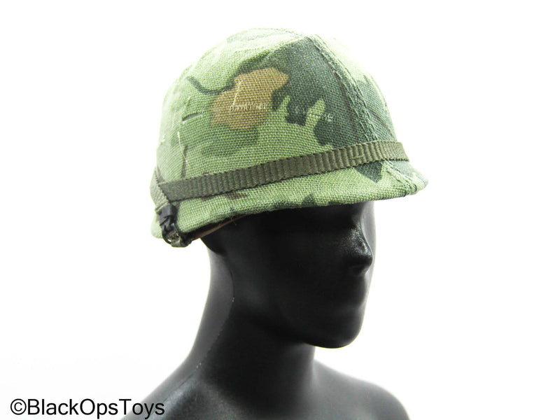 Load image into Gallery viewer, Vietnam Era Male - ERDL Leaf Camo Helmet
