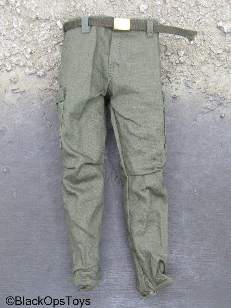 Load image into Gallery viewer, Vietnam Era Male - OD Green Uniform Set w/Belt
